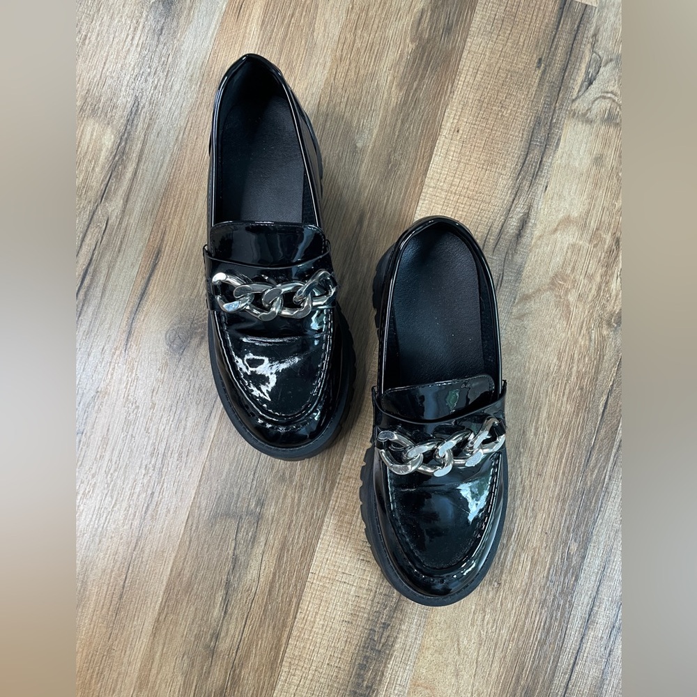 Black chunky loafers